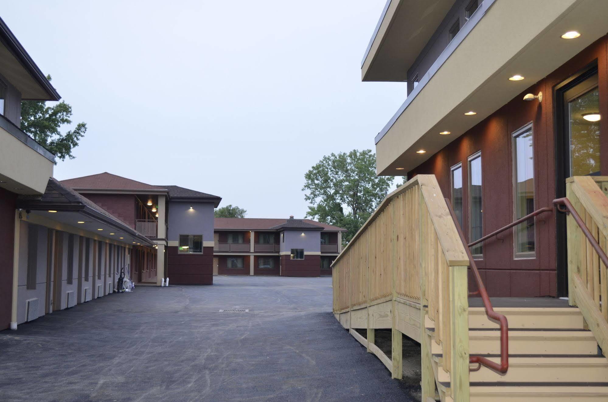 Aarya Hotel By Niagara Fashion Outlets Niagara Falls Esterno foto